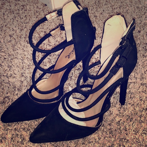 Shoes - Suede pumps